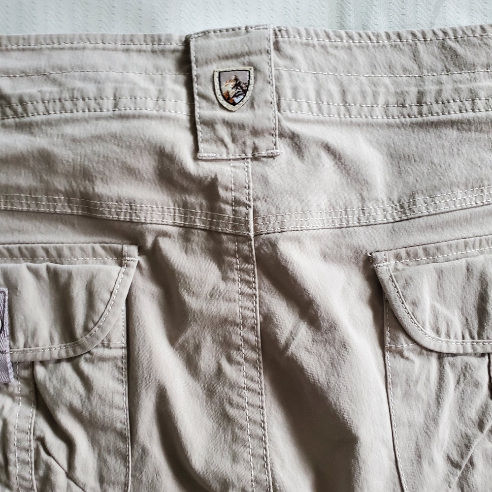Kuhl beige cargo shorts, Size 12 - Picture 5 of 7